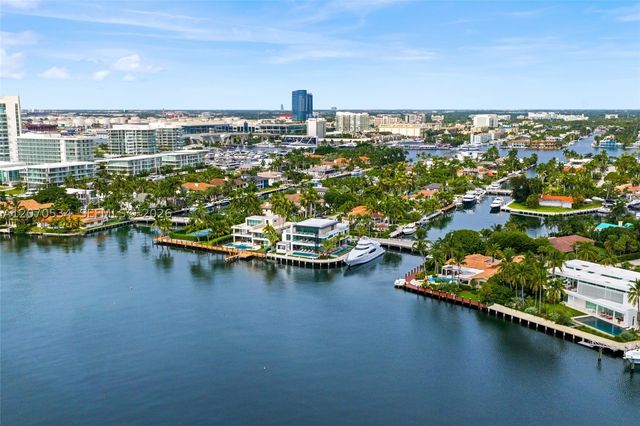 1400 W Lake Dr, Fort Lauderdale, FL 33316