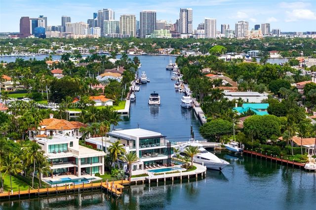 1400 W Lake Dr, Fort Lauderdale, FL 33316