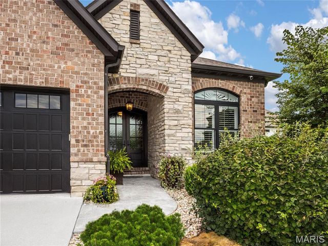 6312 Shelton Court, Maryville, IL 62062