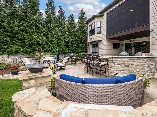 6312 Shelton Court, Maryville, IL 62062