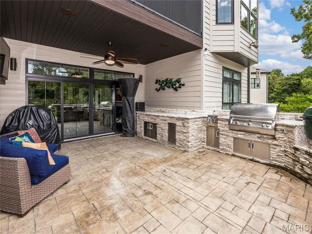6312 Shelton Court, Maryville, IL 62062