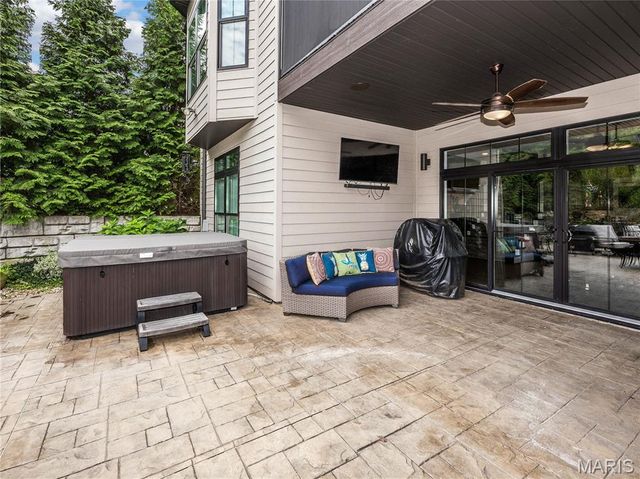 6312 Shelton Court, Maryville, IL 62062