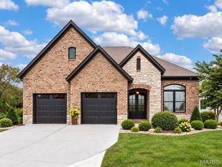 6312 Shelton Court, Maryville, IL 62062