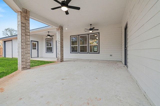 9578 Moss Rose, Willis, TX 77378