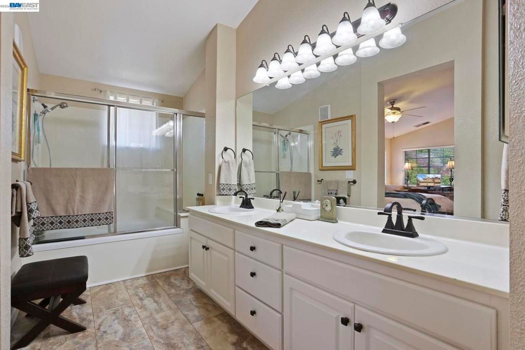 Image 29 of property listing at 430 Sutter Creek Lane, San Ramon, CA 94583