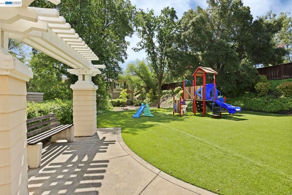 Image 43 of property listing at 430 Sutter Creek Lane, San Ramon, CA 94583