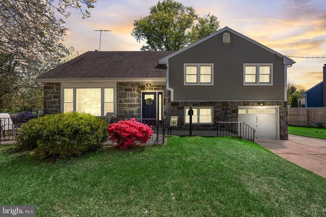 298 LILAC LN, Cinnaminson, NJ 08077