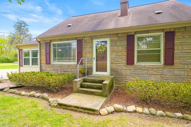 8586 E Main Street, Galesburg, MI 49053