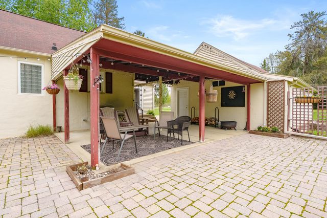 8586 E Main Street, Galesburg, MI 49053