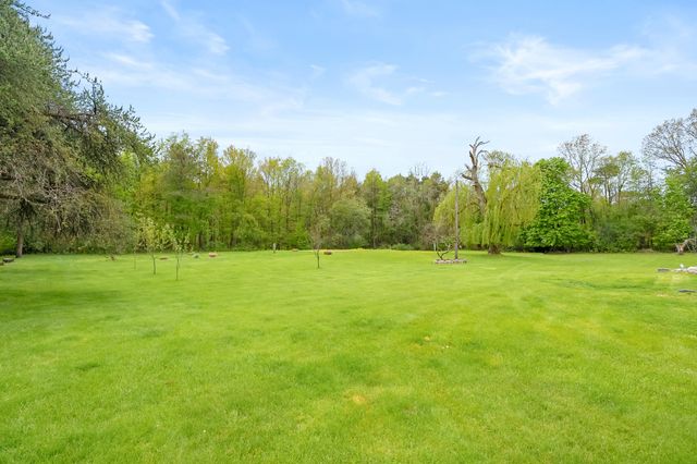 8586 E Main Street, Galesburg, MI 49053