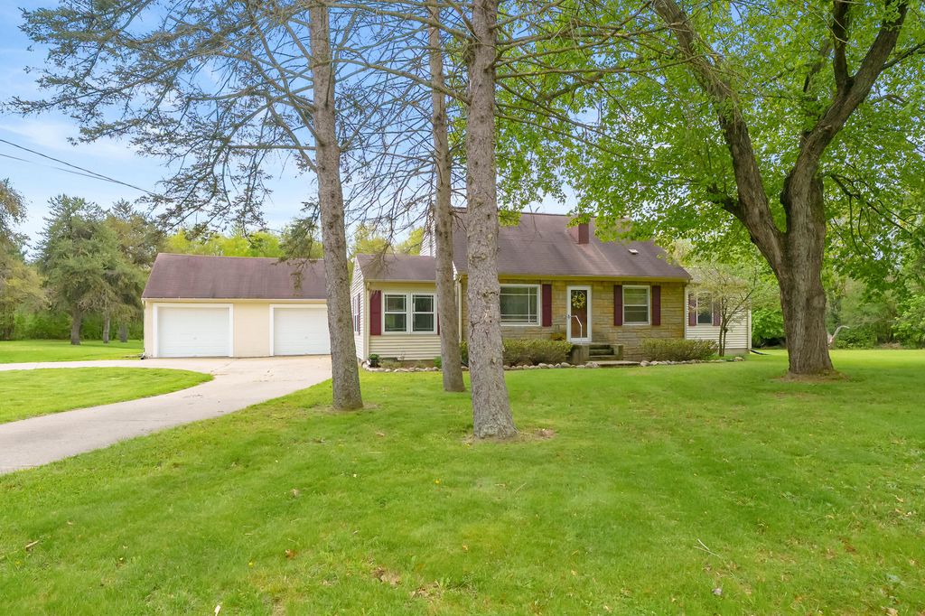 8586 E Main Street, Galesburg, MI 49053