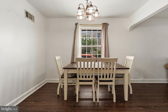 8902 MARQUIS LN, Clinton, MD 20735