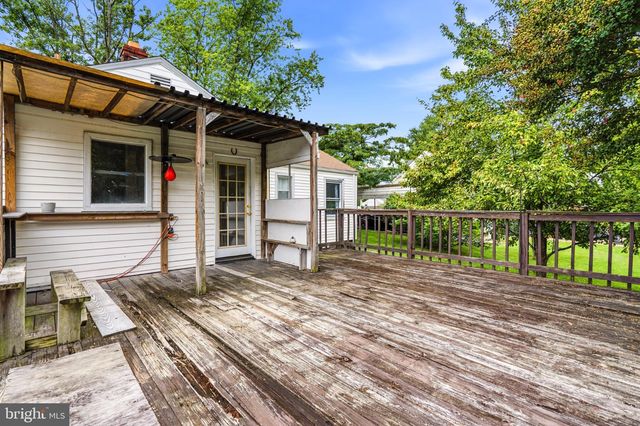 8902 MARQUIS LN, Clinton, MD 20735
