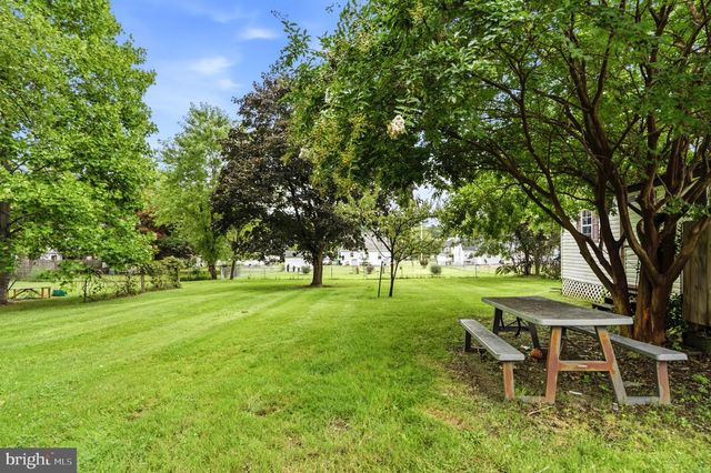 8902 MARQUIS LN, Clinton, MD 20735