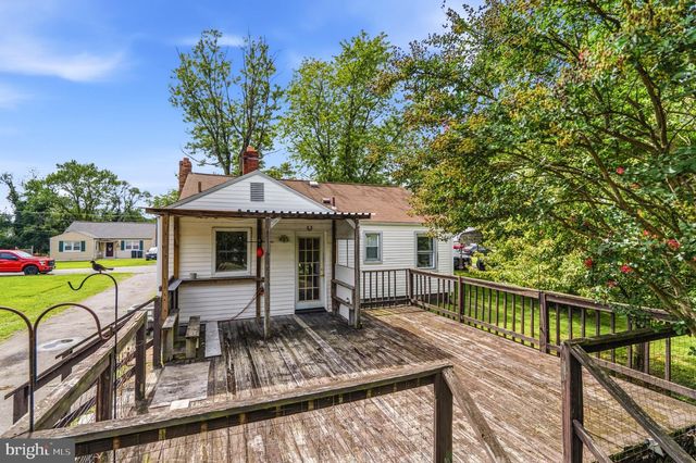 8902 MARQUIS LN, Clinton, MD 20735