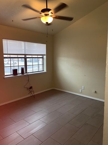 2105 LAKE OMEGA Street A, El Paso, TX 79936