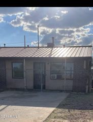 2105 LAKE OMEGA Street A, El Paso, TX 79936