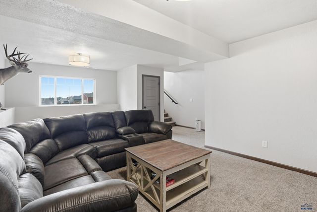 5238 CHALKSTONE CT, Rapid City, SD 57701