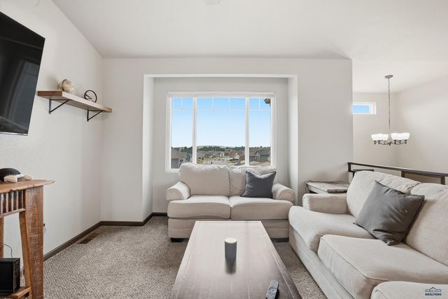 5238 CHALKSTONE CT, Rapid City, SD 57701