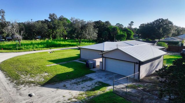 3485 1st Lane, Vero Beach, FL 32968