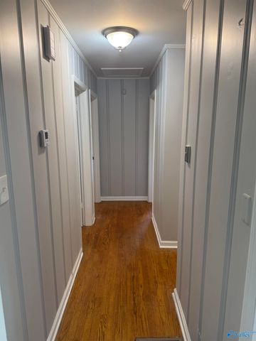 4213 Eastland Drive NW, Huntsville, AL 35810