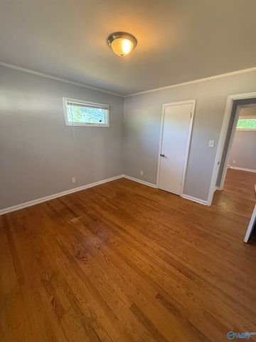 4213 Eastland Drive NW, Huntsville, AL 35810