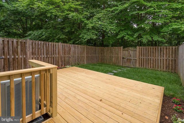 8135 LOVING FOREST CT, Springfield, VA 22153
