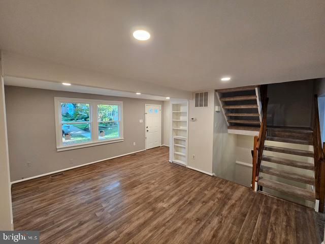 8135 LOVING FOREST CT, Springfield, VA 22153