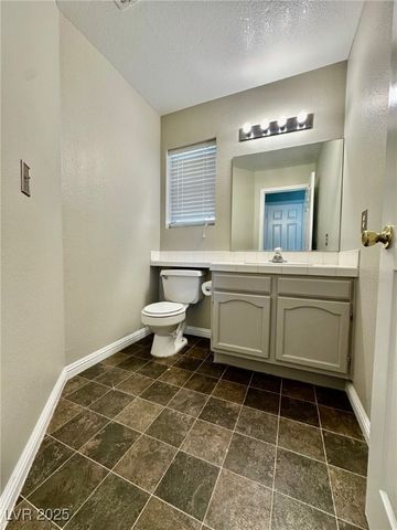 7528 Holloran Court, Las Vegas, NV 89128