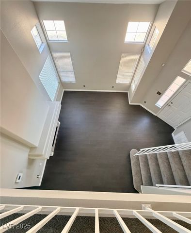 7528 Holloran Court, Las Vegas, NV 89128