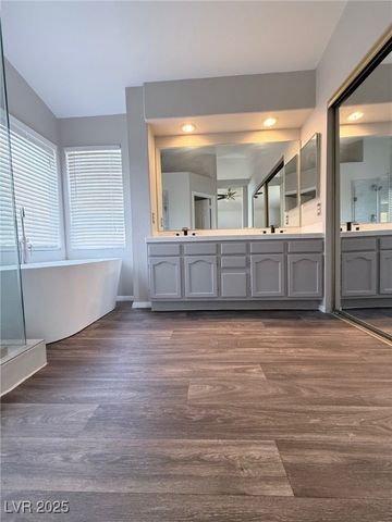 7528 Holloran Court, Las Vegas, NV 89128