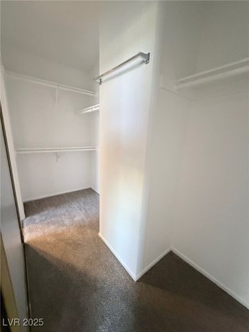 7528 Holloran Court, Las Vegas, NV 89128