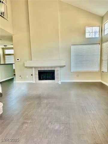 7528 Holloran Court, Las Vegas, NV 89128