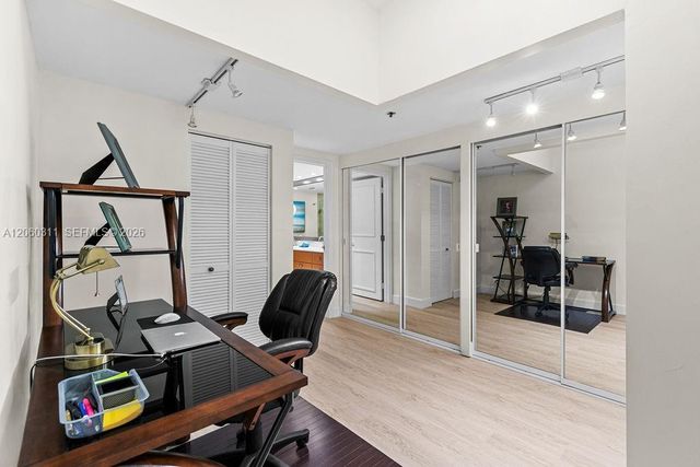 251 Crandon Blvd 325, Key Biscayne, FL 33149