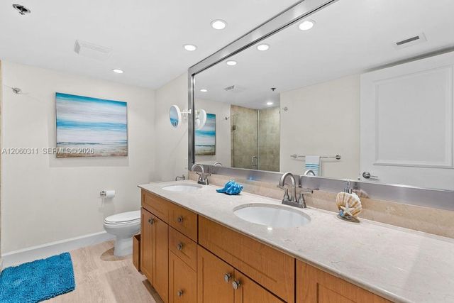 251 Crandon Blvd 325, Key Biscayne, FL 33149