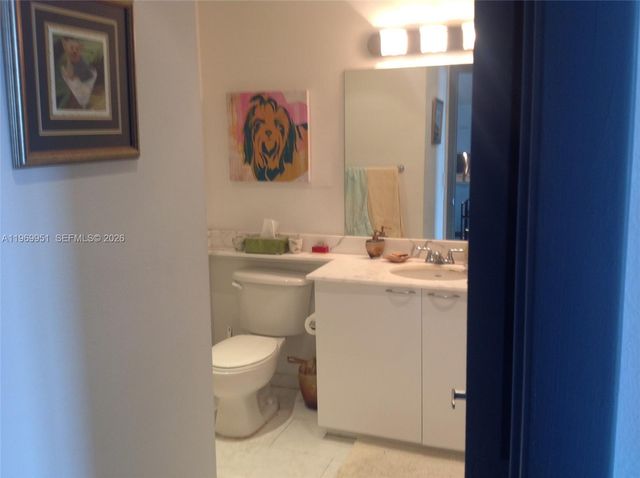 234 NE 3rd St LPH03, Miami, FL 33132