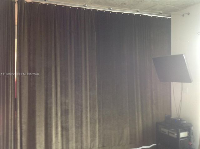 234 NE 3rd St LPH03, Miami, FL 33132