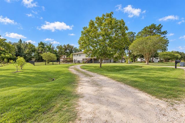3920 Stewart Road, Kemah, TX 77565