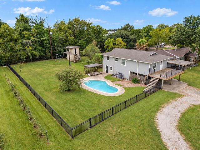 3920 Stewart Road, Kemah, TX 77565