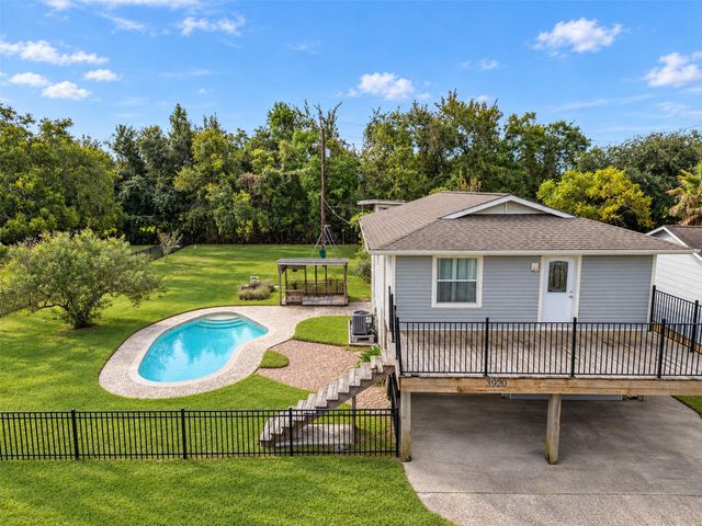 3920 Stewart Road, Kemah, TX 77565