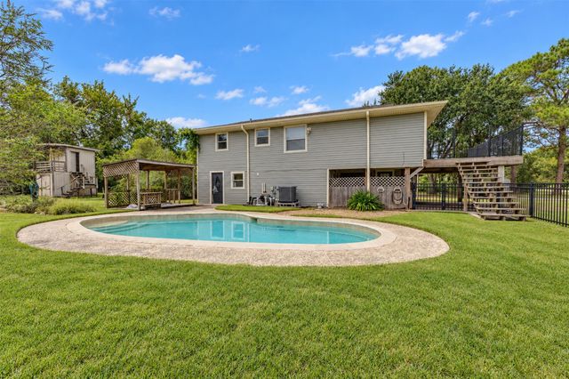 3920 Stewart Road, Kemah, TX 77565