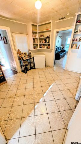 1201 S Tipton Ave, Tyler, TX 75701