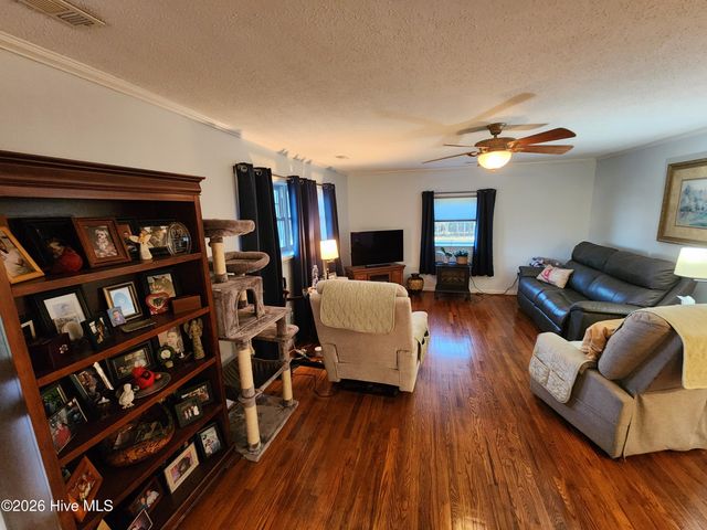 2523 Belgrade Swansboro Road, Maysville, NC 28555