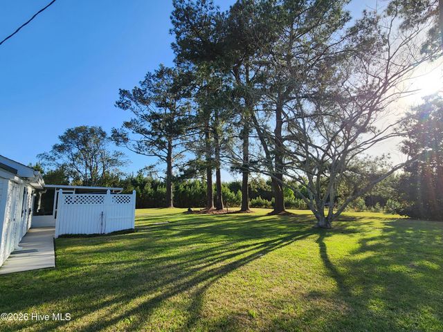 2523 Belgrade Swansboro Road, Maysville, NC 28555