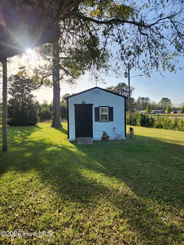 2523 Belgrade Swansboro Road, Maysville, NC 28555