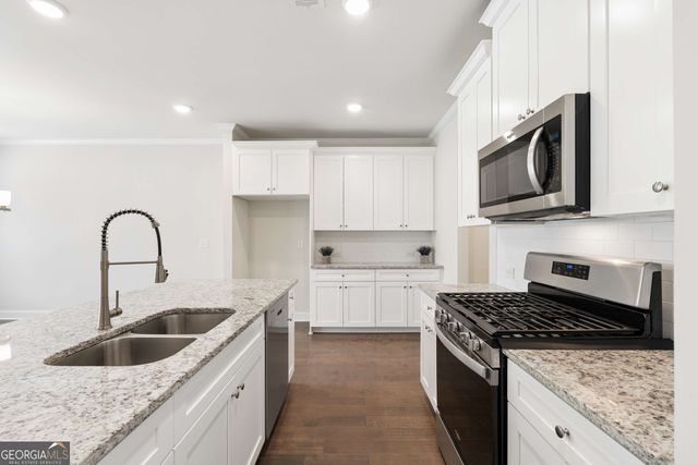6930 Cedar Glen Road, Atlanta, GA 30360