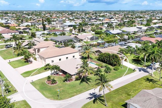 901 SW 51ST TERRACE, Cape Coral, FL 33914