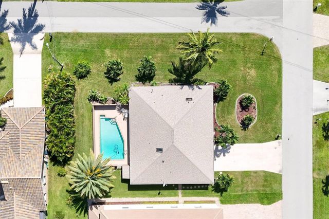 901 SW 51ST TERRACE, Cape Coral, FL 33914