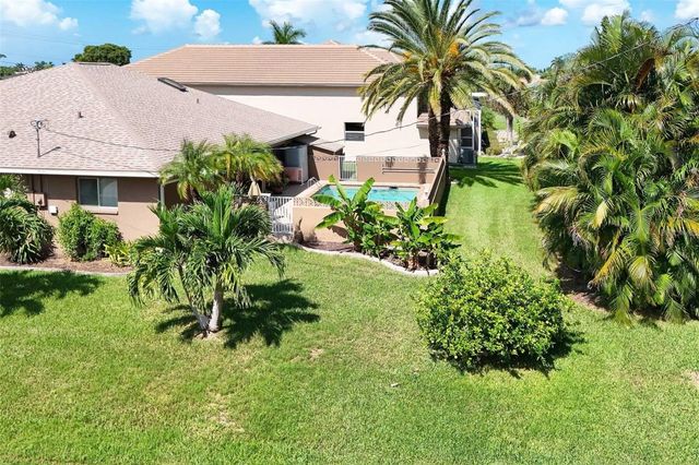 901 SW 51ST TERRACE, Cape Coral, FL 33914