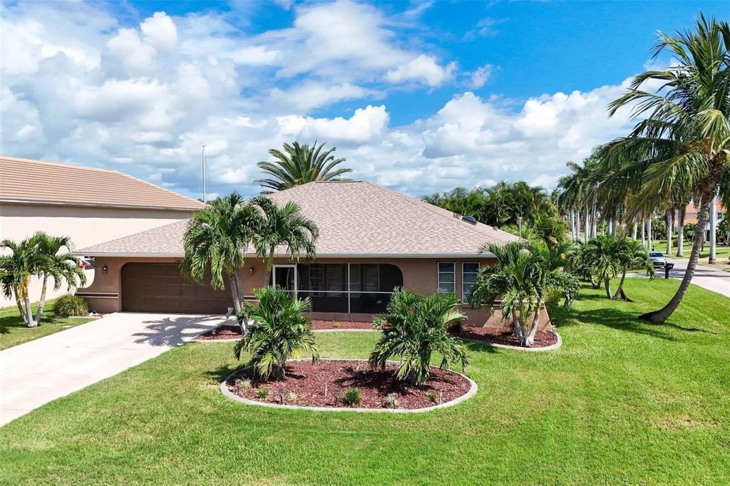 901 SW 51ST TERRACE, Cape Coral, FL 33914